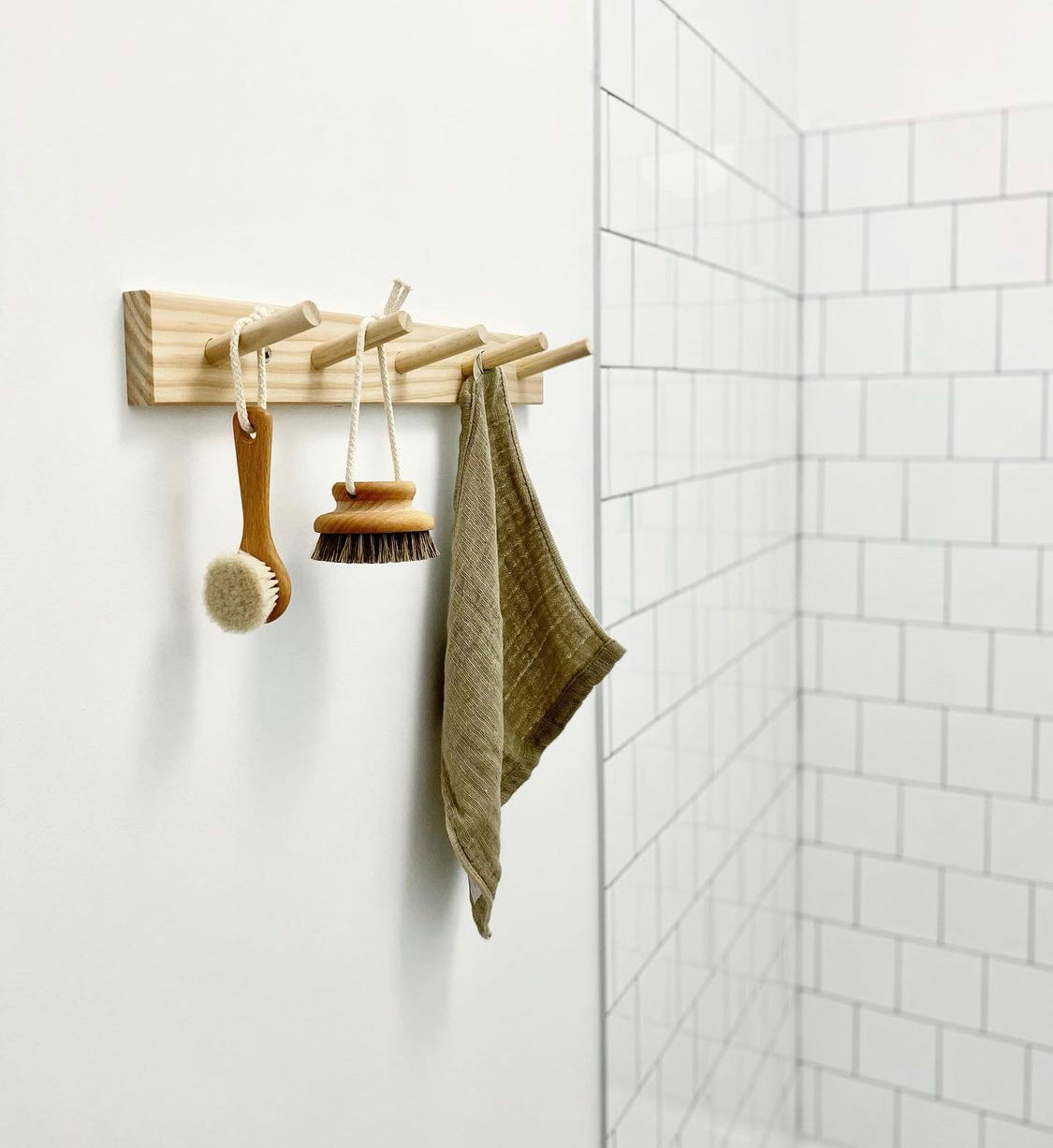 Wall Hung Rack / Five Pegs