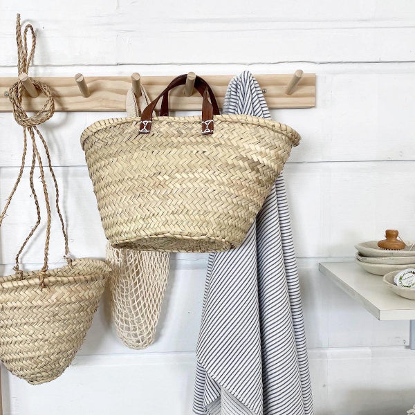 Wall Hung Rack / Seven Pegs