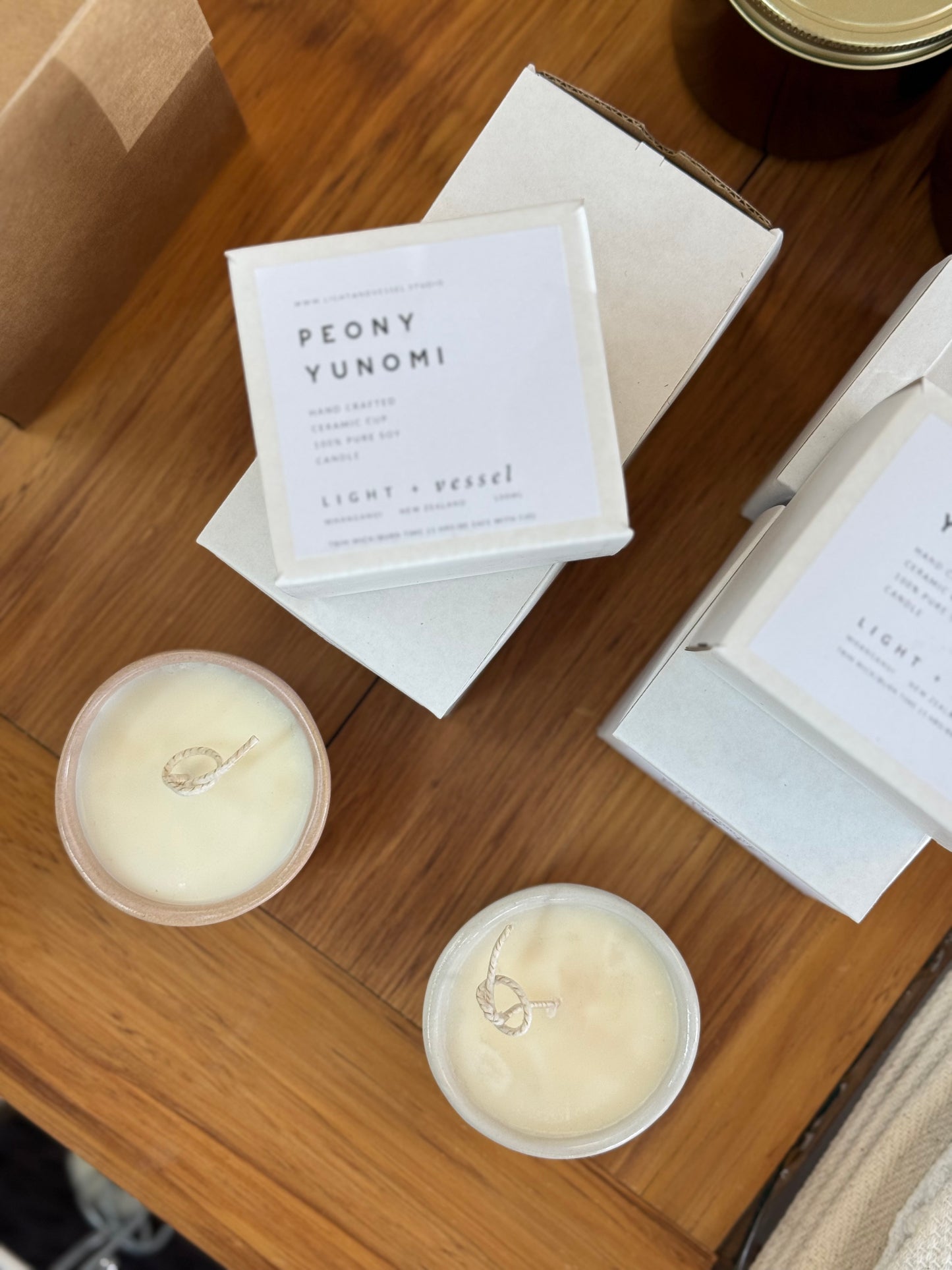 Light & Vessel Ceramic Candle ~ WHITE TEA