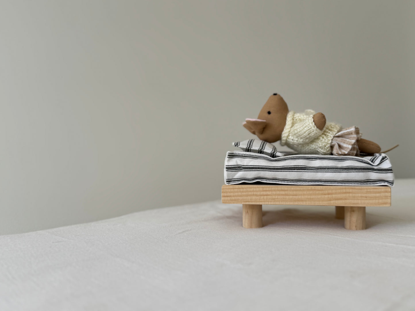 Small Dolls Bed, Mattress & Pillow