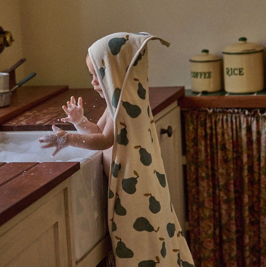 Hooded Bath Towel / Pear Print - Naturebaby