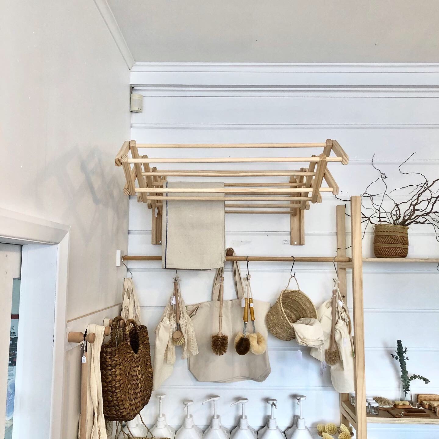 Wall Mounted Clothes Rack