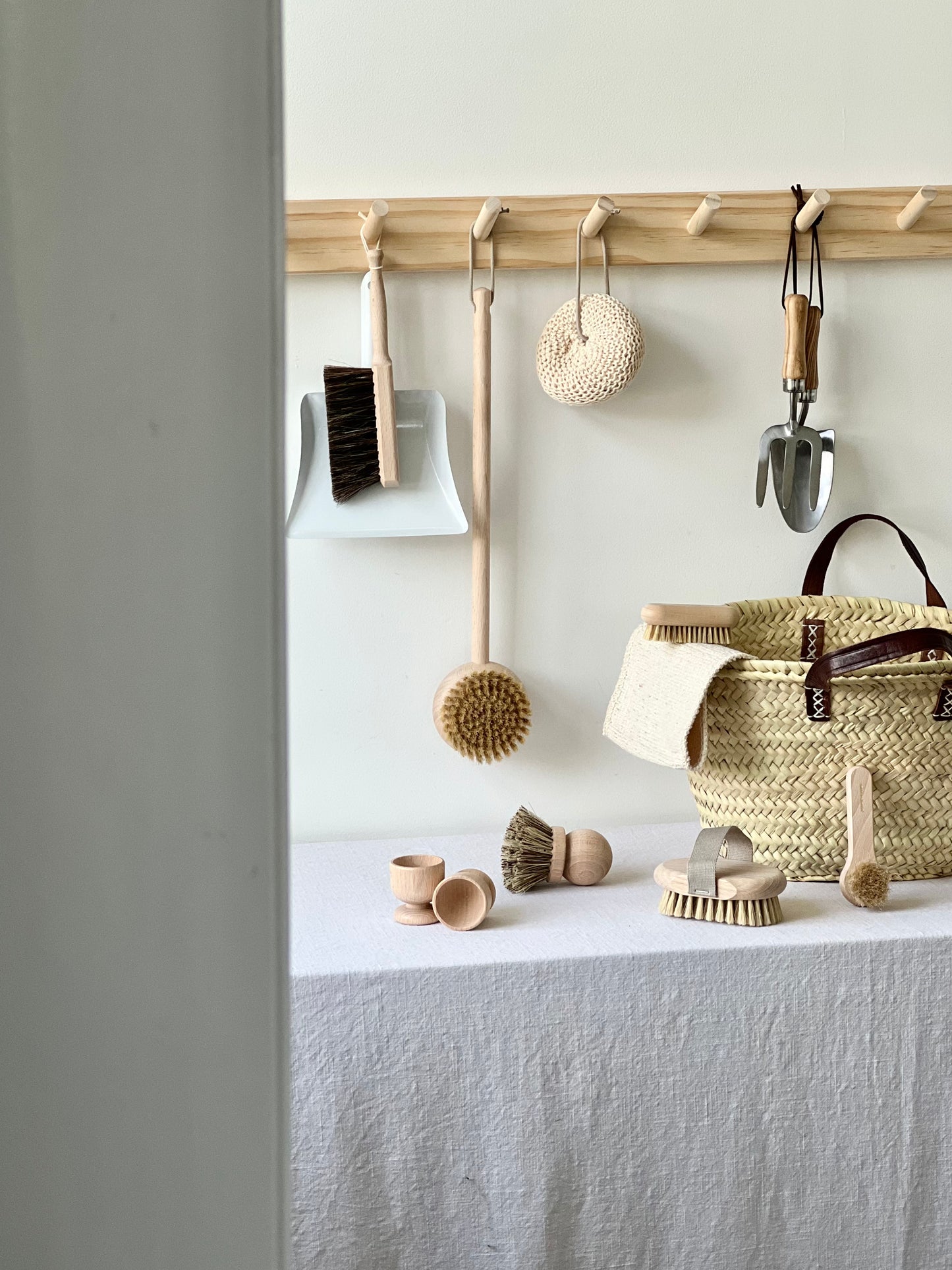 Children's Brush and Dustpan Set