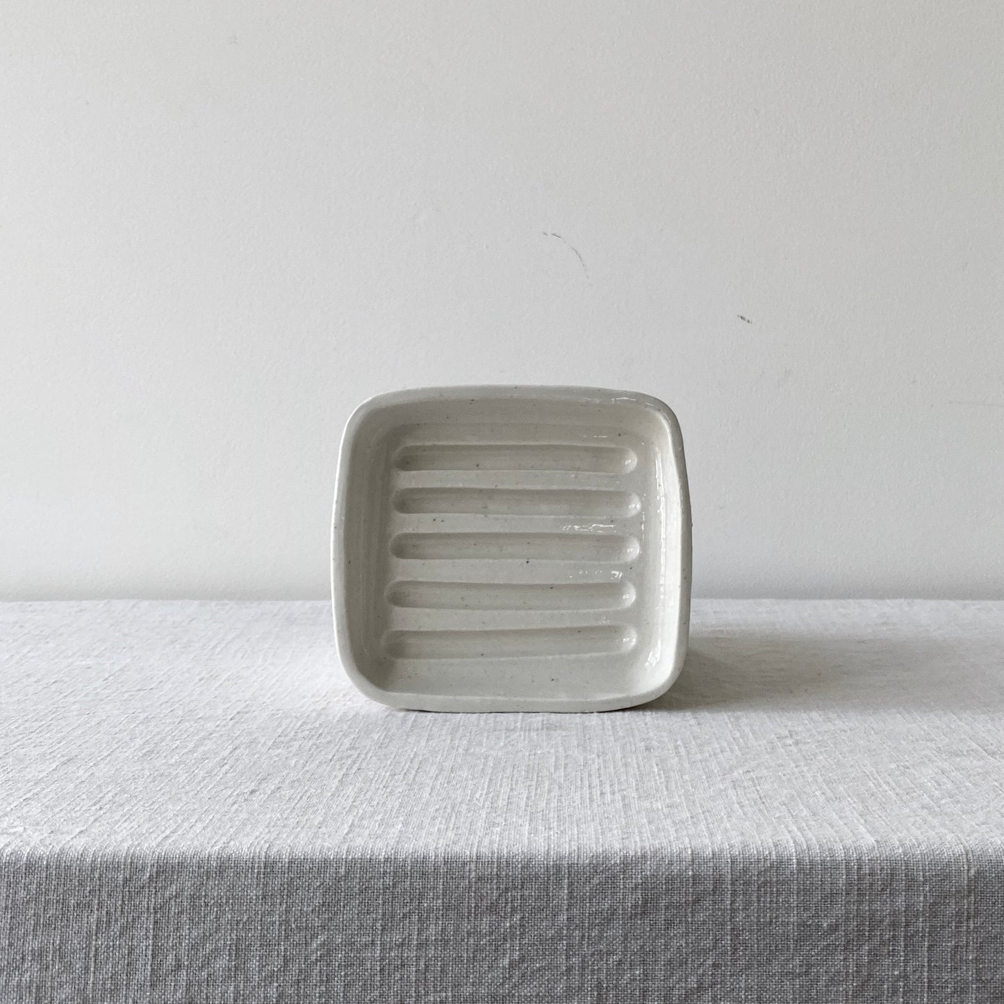 Ceramic Soap Plate / Wundaire / Large